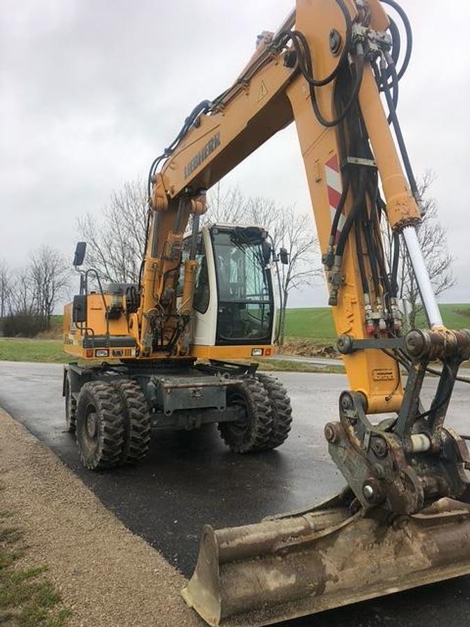 Used 2009 Liebherr A900