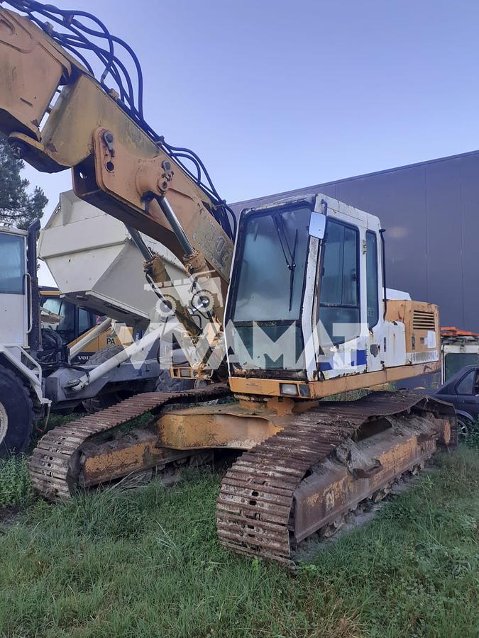 Used PIECES pour pelle sur chenille LIEBHERR R912 1994