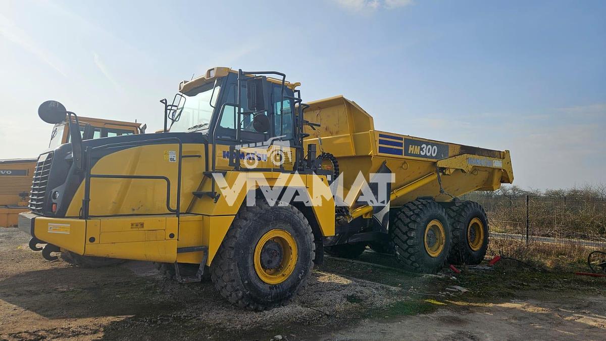 Used 2022 Komatsu HM300-5