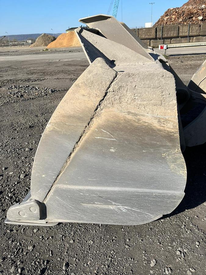 D'occasion Godet de chargeuse Caterpillar 966MXE