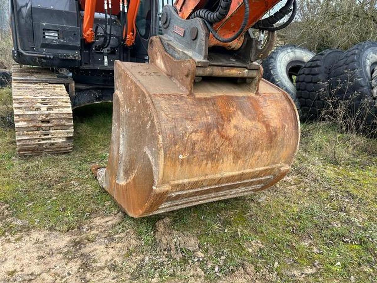 Used 2018 Hitachi ZX225USLC-6