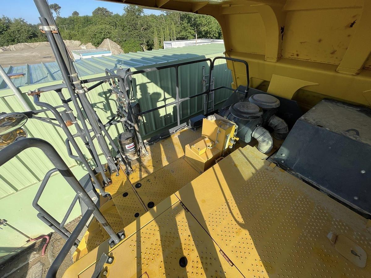 Used 2019 Komatsu HD465-8