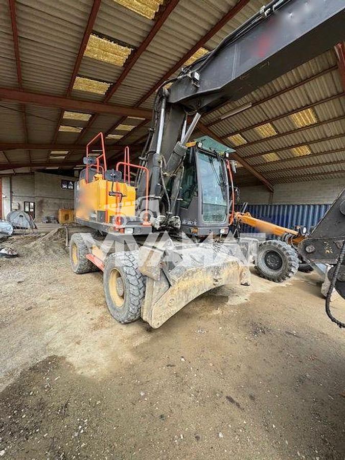 Used 2016 VOLVO EW160E