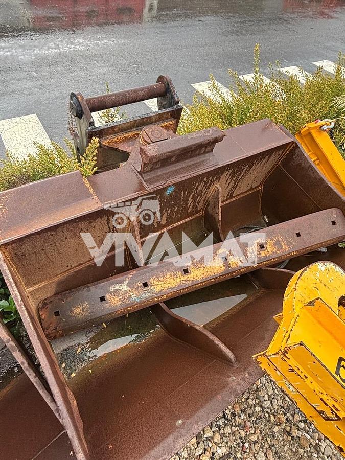 D'occasion Godet orientable Attache OilQuick Rail de largeur 150cm