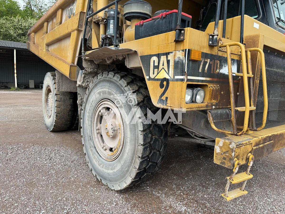 D'occasion Tombereau rigide CAT 771D 2002 34700hrs