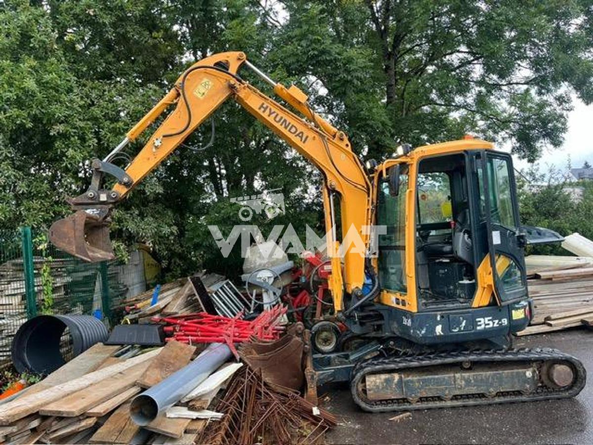 Used 2017 Hyundai Robex 35Z-9