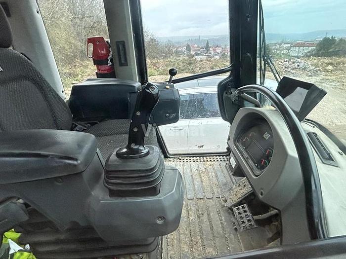 D'occasion Caterpillar 963D