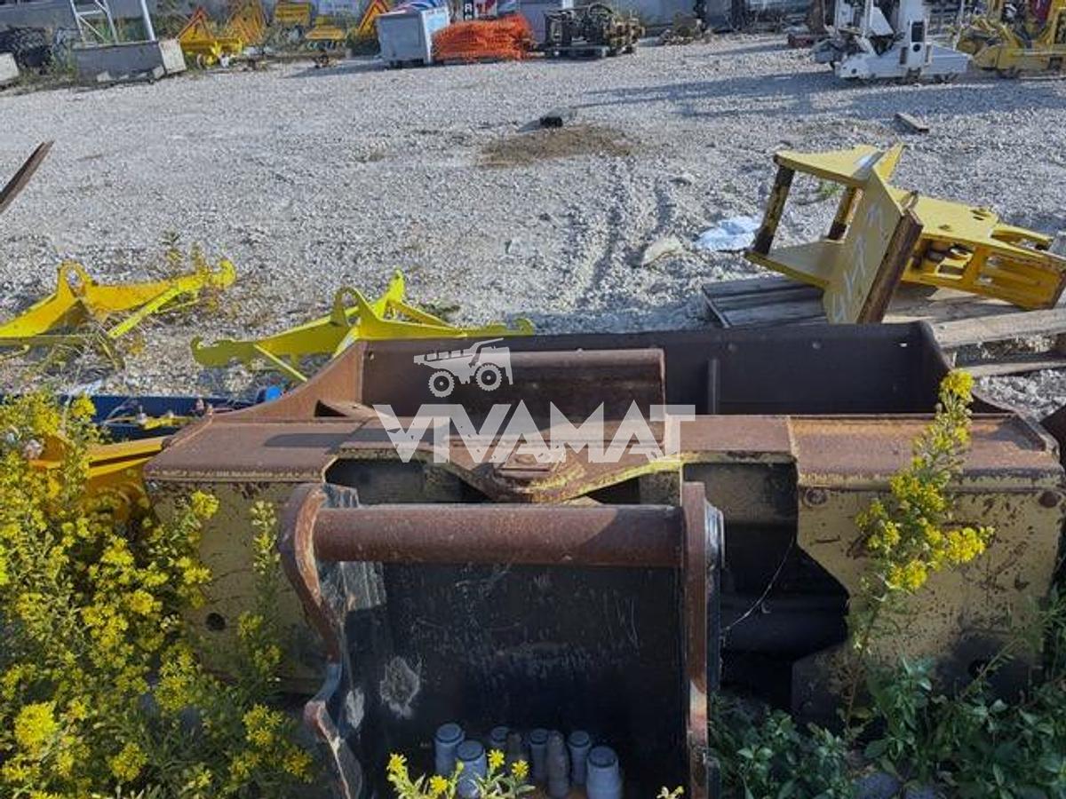 D'occasion Godet orientable Attache OilQuick Rail de largeur 150cm