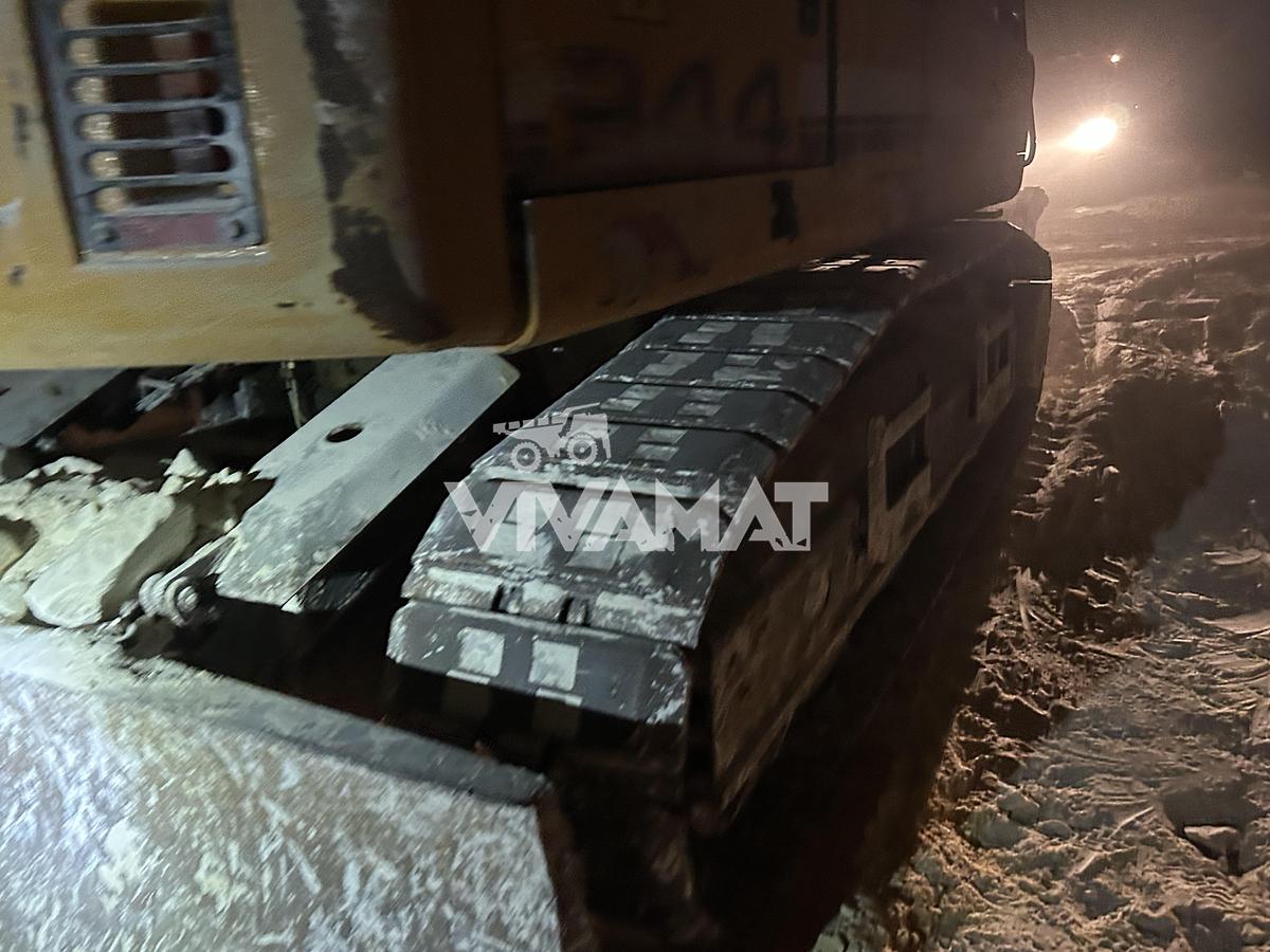 Used 2015 Liebherr R 944 C