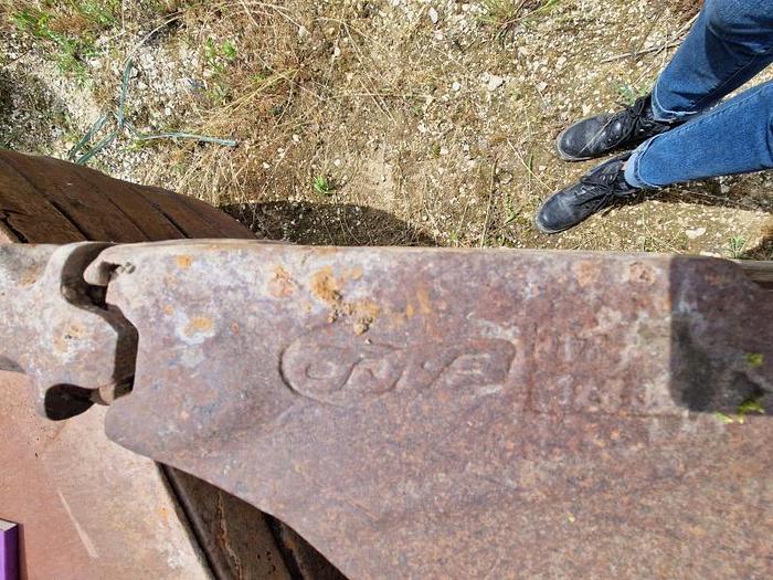 D'occasion Godet de tranchée ESCO de largeur 80cm 4dents Attache Geith QH80H