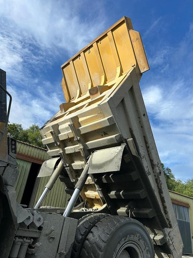 Used 2016 Komatsu HD605-7