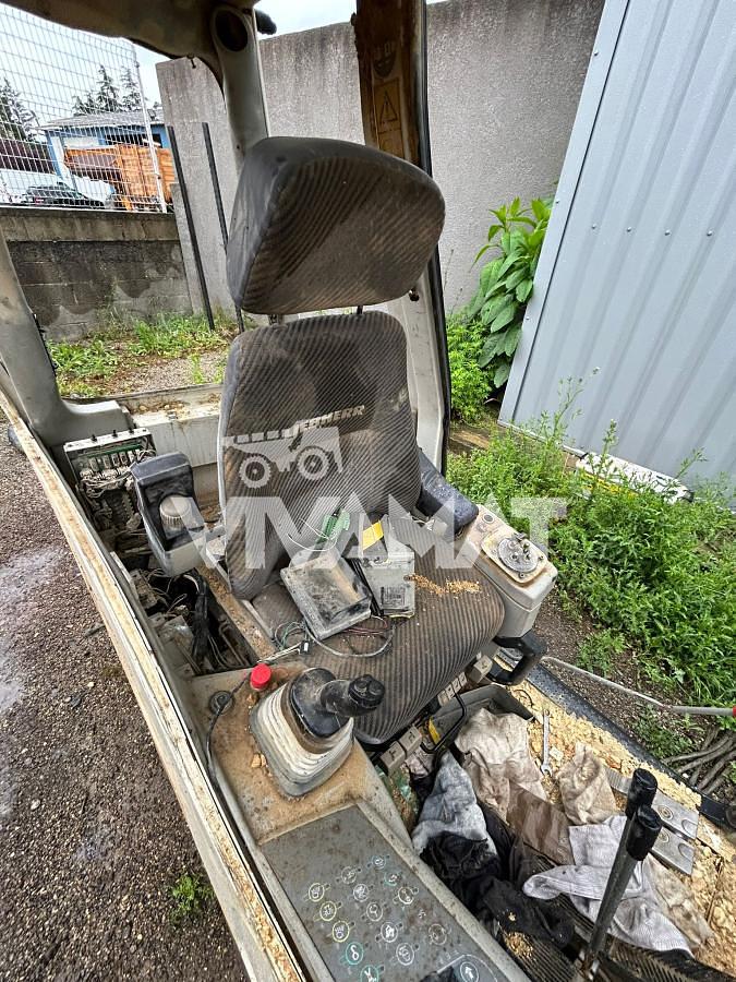 Used 2005 LIEBHERR Siège - R954CHD Li