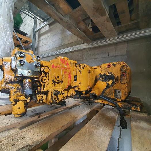 D'occasion Parts of CAT 769C / 771D / 973 / 980H/M KOMATSU HD985 / LIEBHERR A914/ A922 / R954CHD Li / TEREX