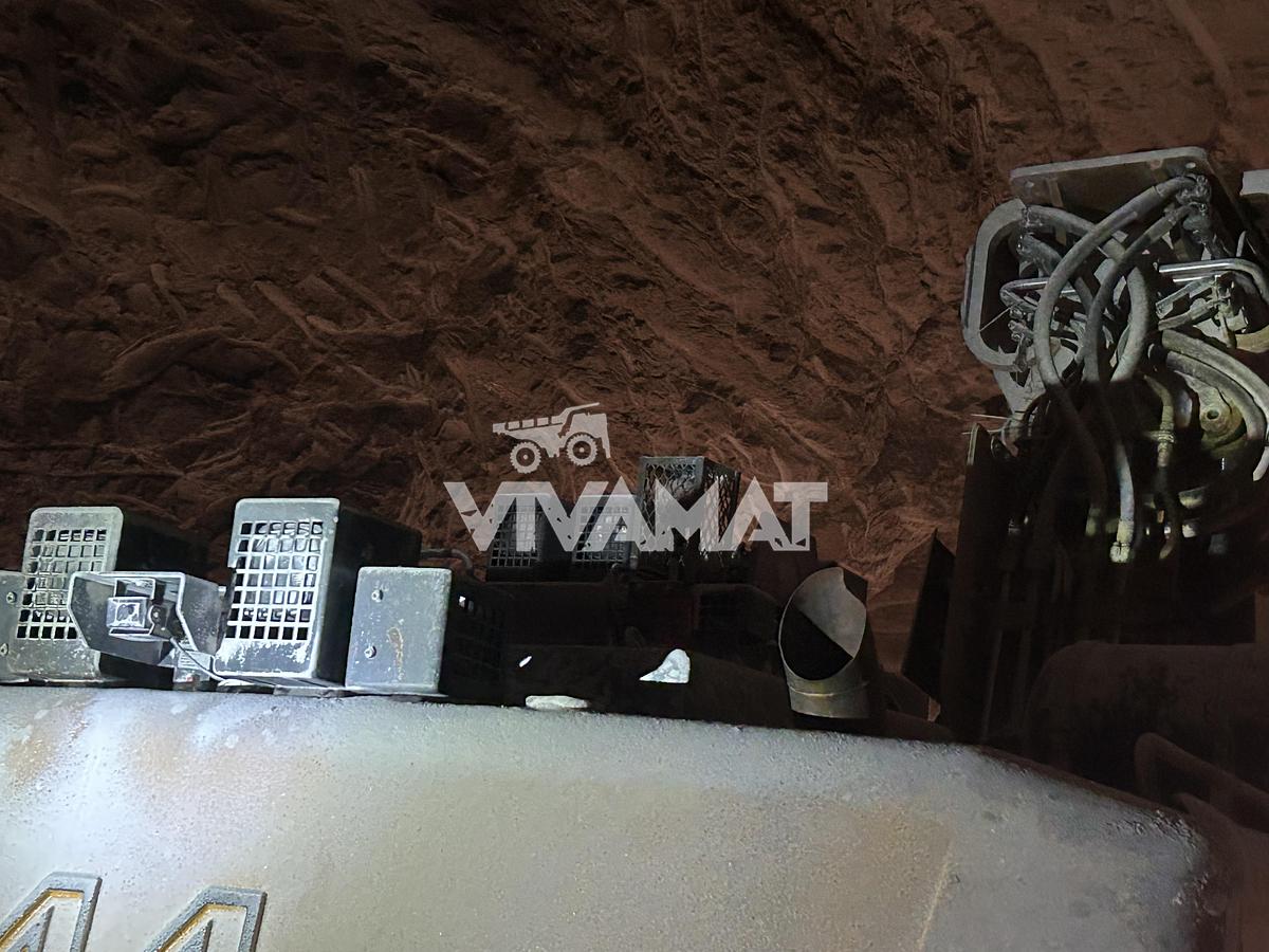 Used 2015 Liebherr R 944 C