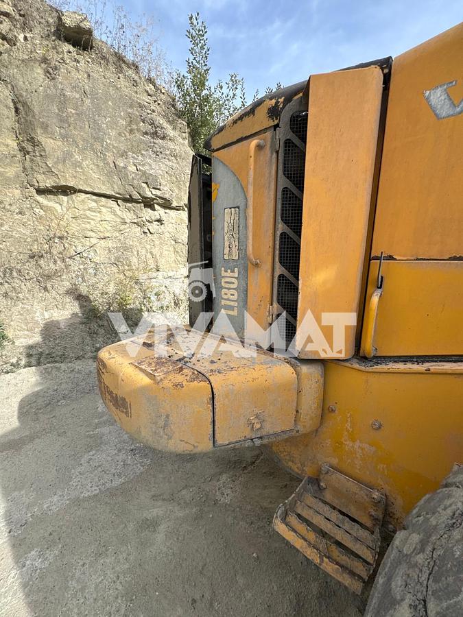 Used 2003 VOLVO L180E