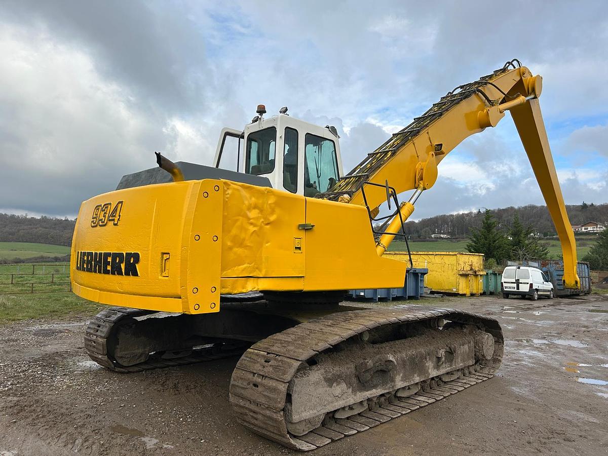 Used Liebherr R934B EW