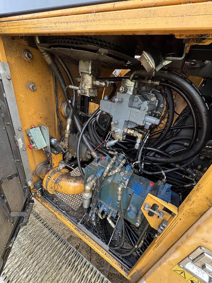 Used 2006 Liebherr HS 845 HD