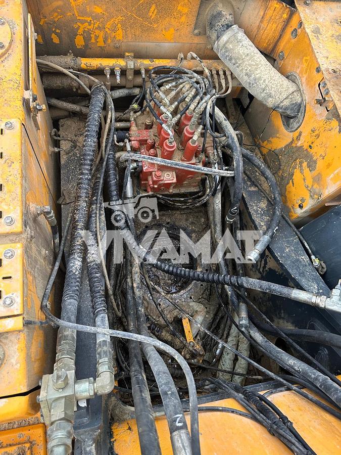 D'occasion Pelle sur chenille Hyundai Robex R320 LC7