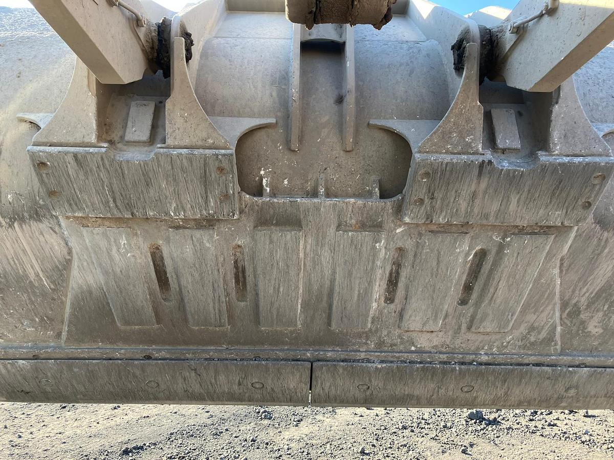 D'occasion Godet de chargeuse Caterpillar 966MXE