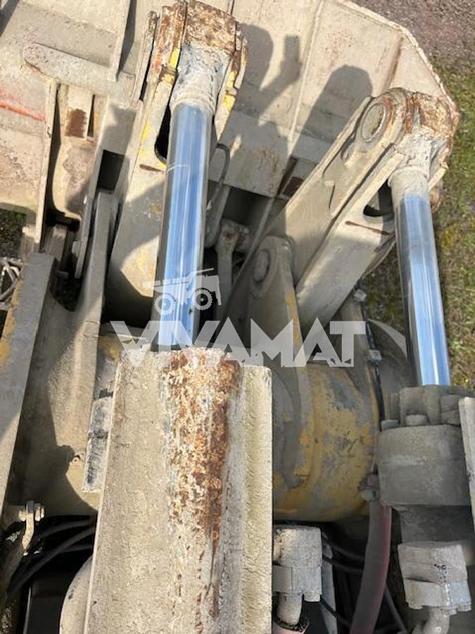 Used 2013 CATERPILLAR 973D