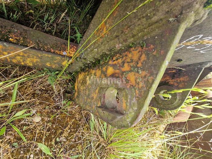 D'occasion Godet trapèze 235cm en haut 32cm en bas CASE 988