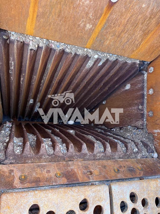 D'occasion CONCASSEUR TEREX POWERSCREEN PREMIER TRAX300 2018 