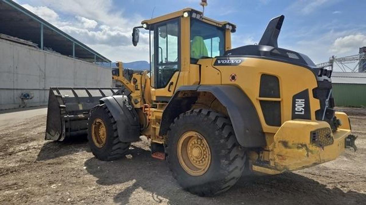 Used 2020 Volvo L90H