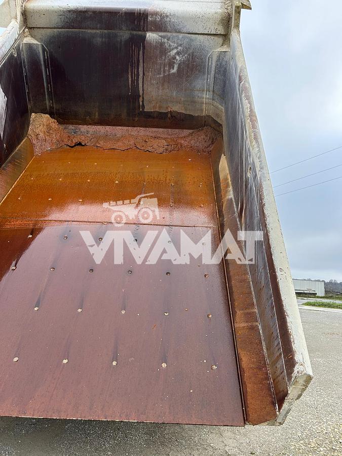 Used 2009 Caterpillar 775F