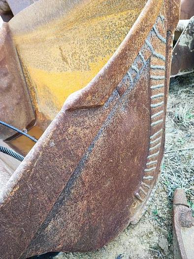 D'occasion Godet orientable AMMANN pour CAT 320B-LN largeur 1600mm