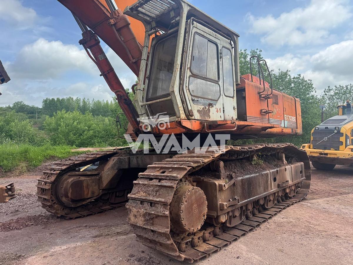 D'occasion Chargeuse sur chenille HITACHI EX700 BE 1993
