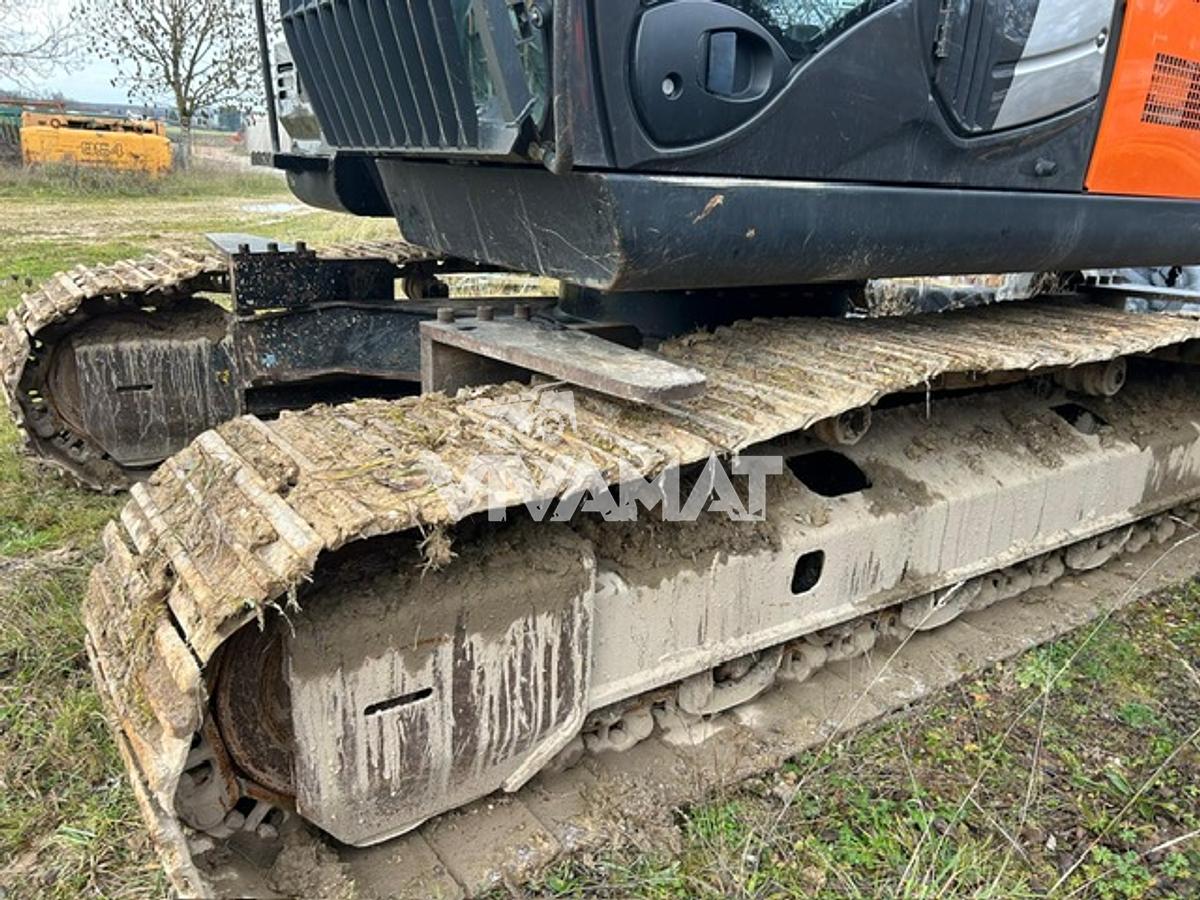 Used 2018 Hitachi ZX225USLC-6