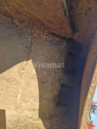 D'occasion Godet de terrassement de largeur 42cm pour TEREX TLB840PS