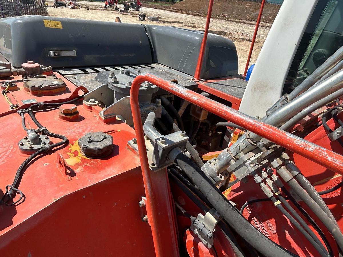 D'occasion 2013 LIEBHERR R924 LC