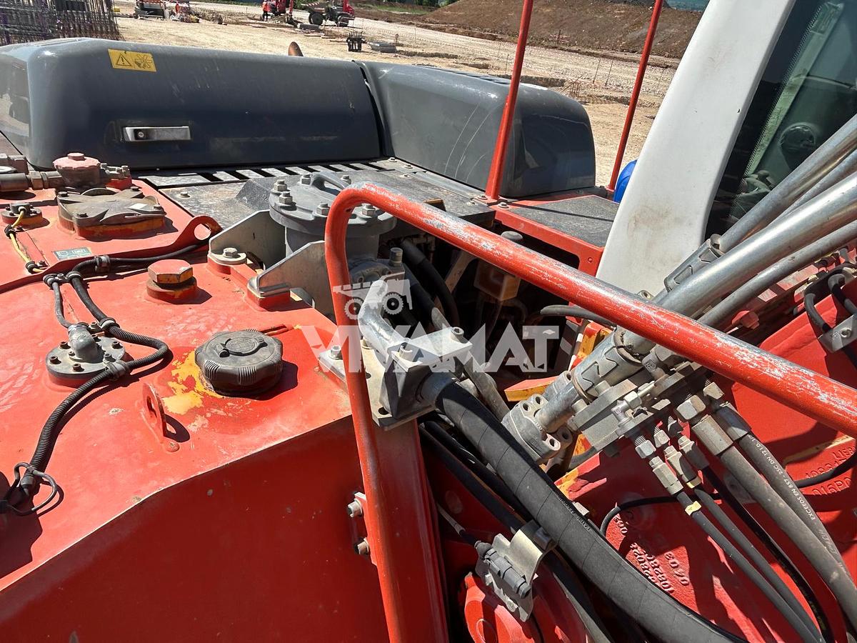 D'occasion 2013 LIEBHERR R924 LC