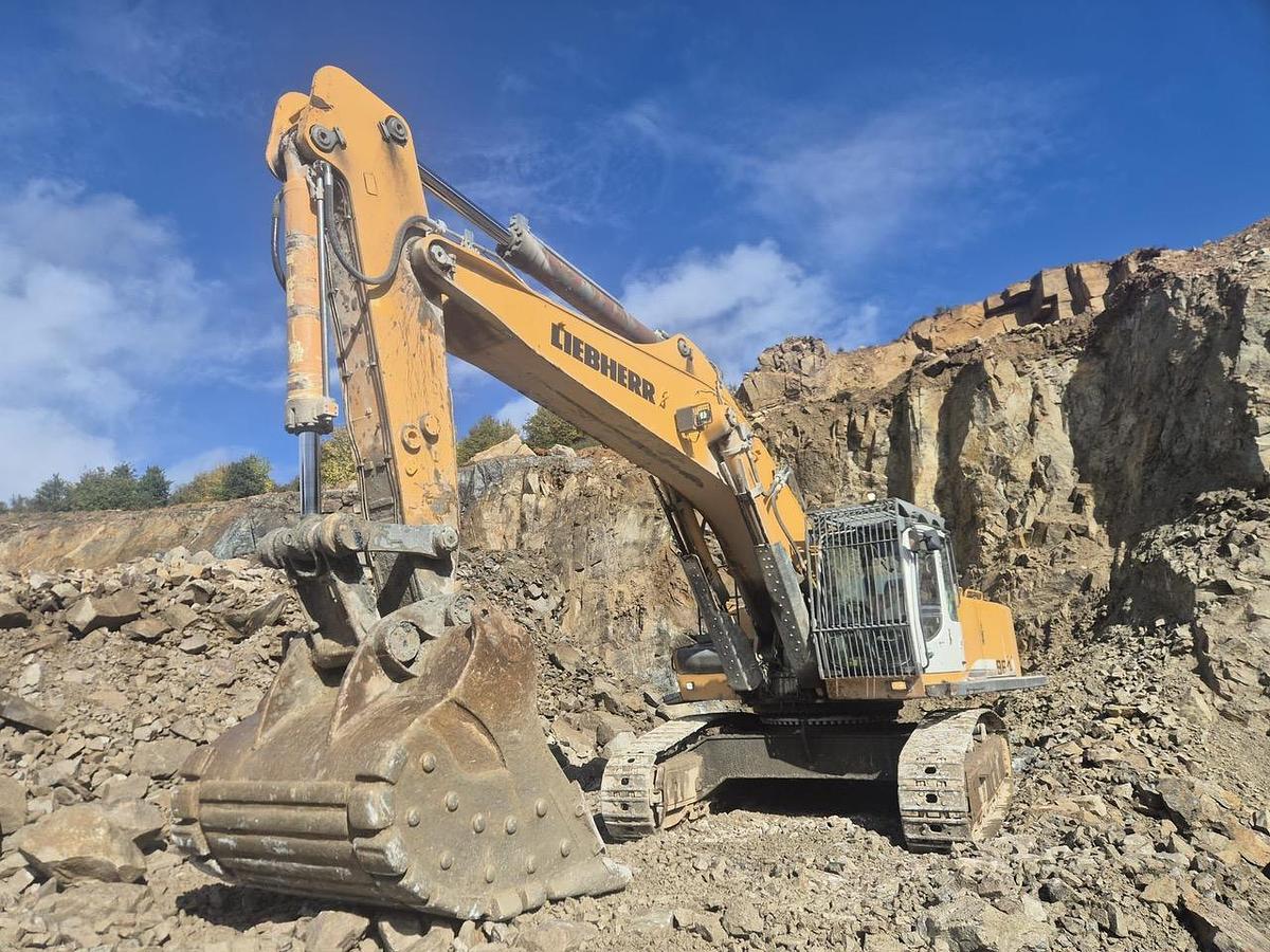 Used 2010 LIEBHERR R964 HDSL