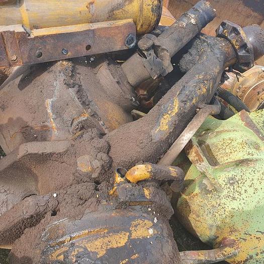 D'occasion CATERPILLAR 6D6896 PONT ARRIERE 769C-771D