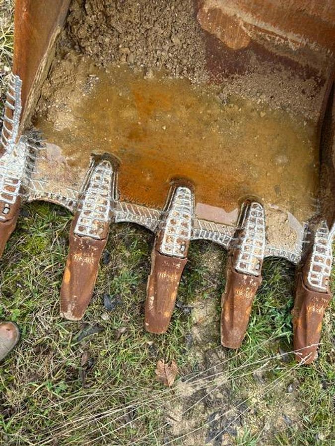 Used 2018 Hitachi ZX225USLC-6