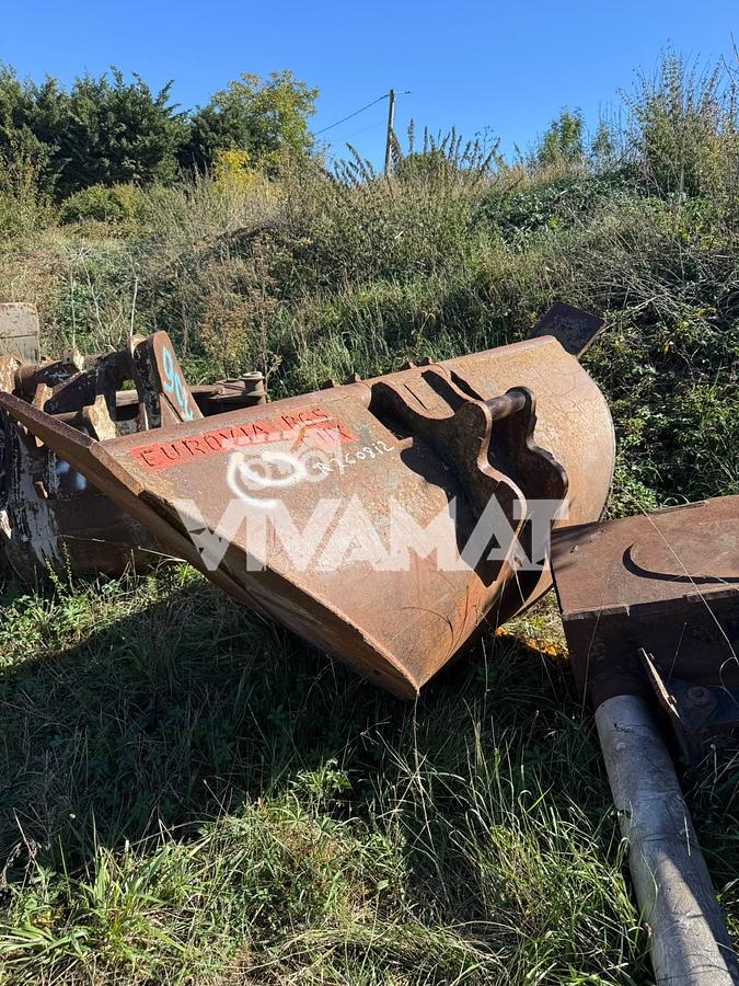 D'occasion Godet trapèze Attache MORIN M6 de largeur 210/50cm à dents