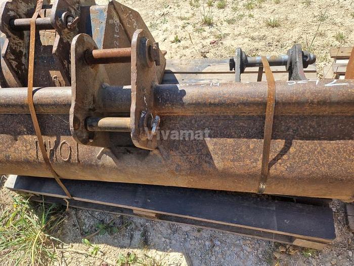 D'occasion Godet de curage à prise directe largeur 120cm