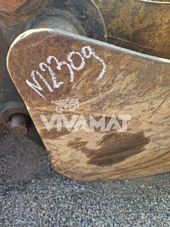 Used TEREX TLB840PS -