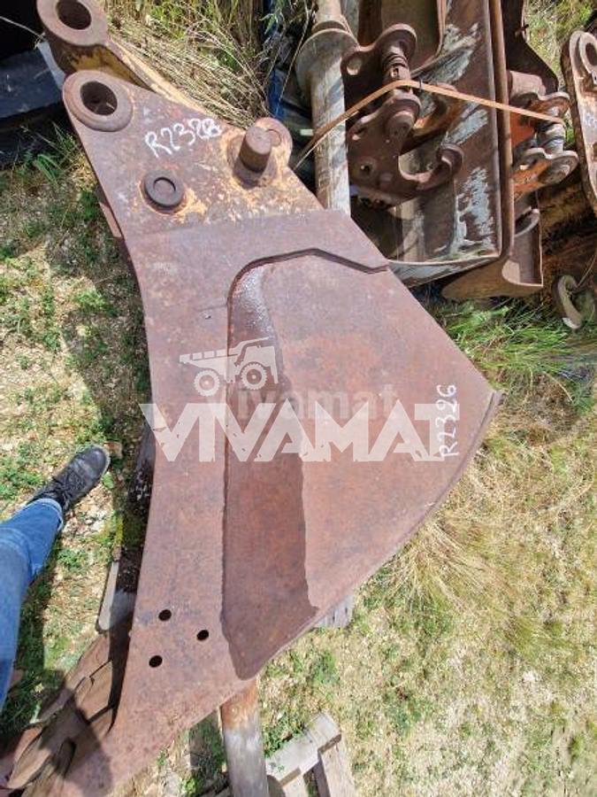 D'occasion Godet de Tranchée à éjecteur de largeur 40cm sur CASE 988