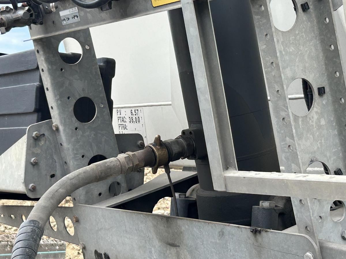 Used 2010 Volvo FH540