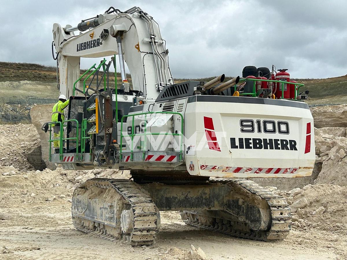 Used Liebherr R9100