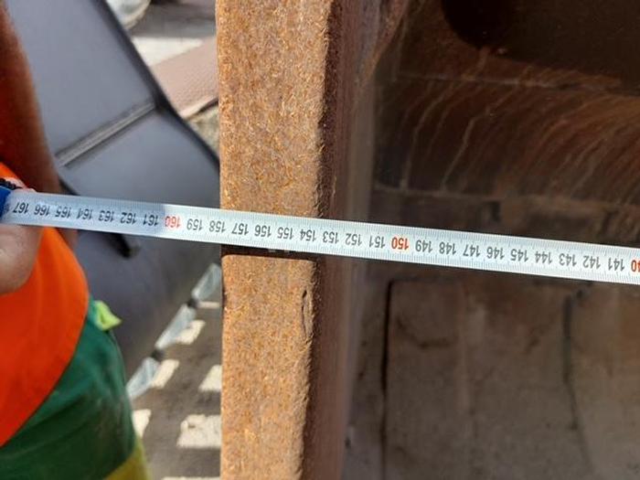 D'occasion Godet LIEBHERR R954C de largeur 158cm Attache SW77 pour pelle Liebherr R954