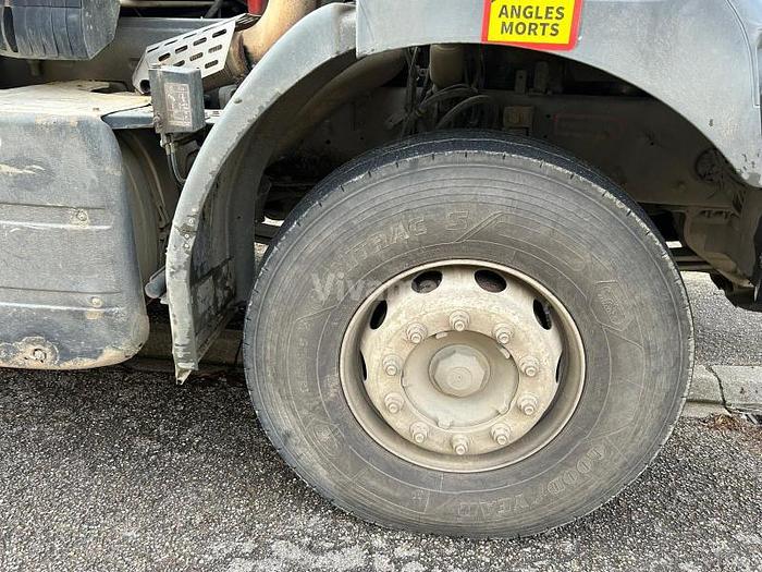 D'occasion Renault 370bxt