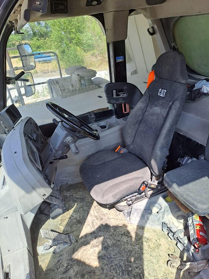 Used 2009 Caterpillar 775F