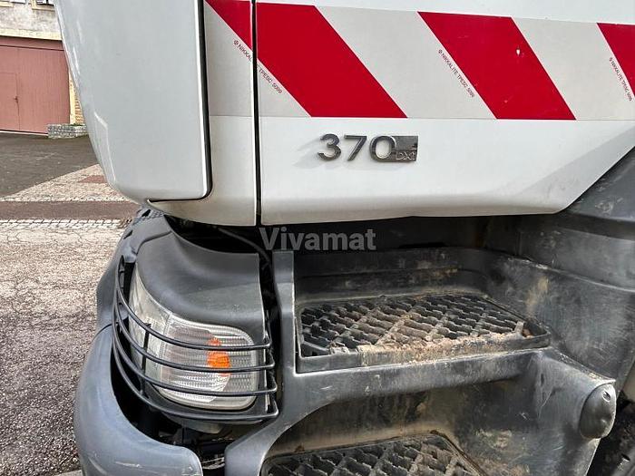 D'occasion Renault 370bxt