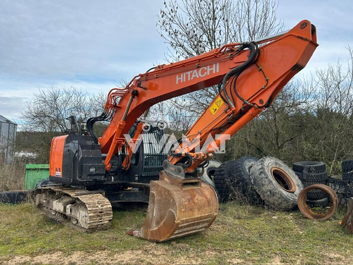 Used 2018 Hitachi ZX225USLC-6