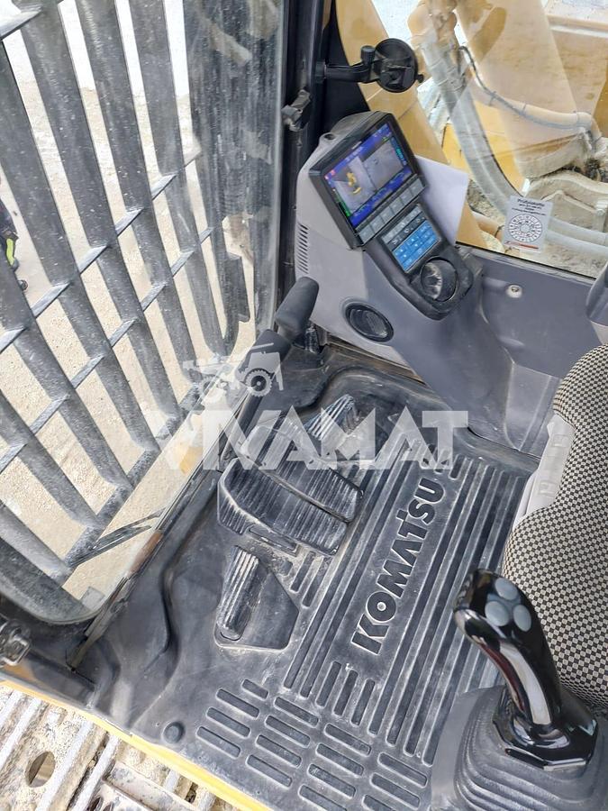 Used 2017 Komatsu PC700LC-11