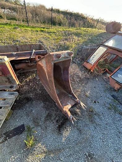 D'occasion Godet Tranchée Mecalac largeur 38cm Série 14 Entre pinions 25cm